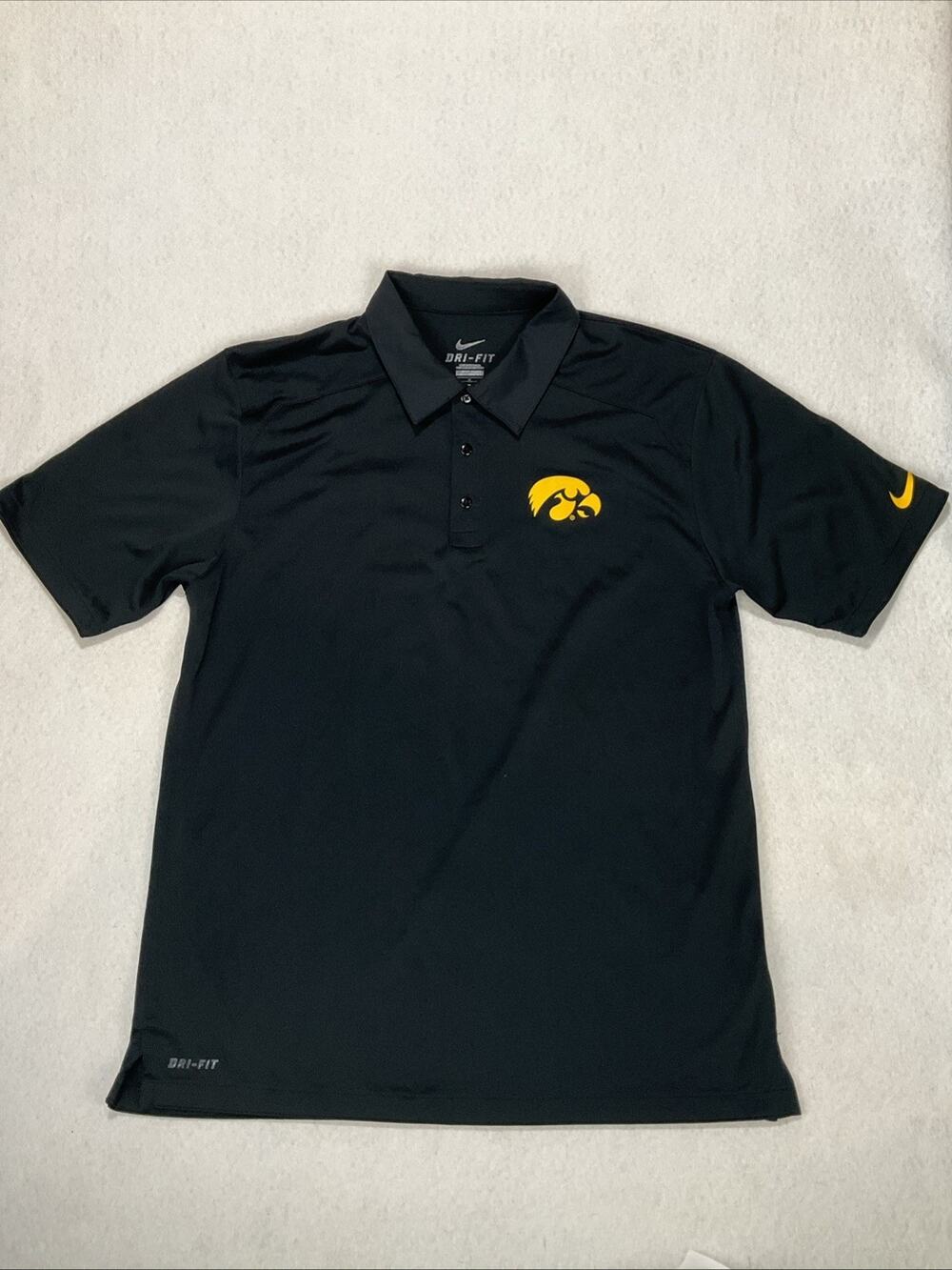 Nike Dri-Fit Iowa Hawkeyes Men’s Short Sleeve Polo Shirt Size M Black University